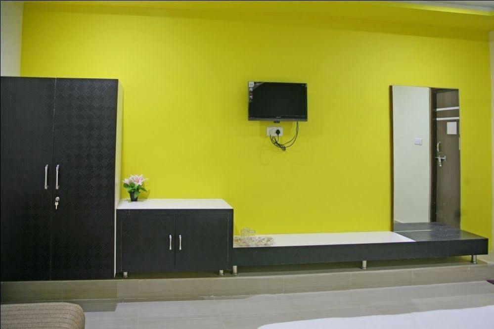 Oyo 2061 Hotel New Holiday Inn Ajmer Exterior foto